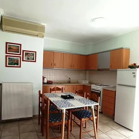 Apartment 1st Floor 300m From Sea Flogita